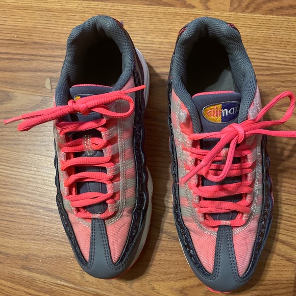 nike air max 95 villain red